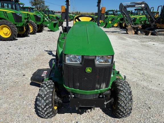 Image of John Deere 1023E equipment image 4