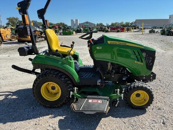 Image of John Deere 1023E equipment image 1