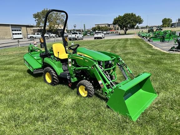 Image of John Deere 1023E equipment image 2