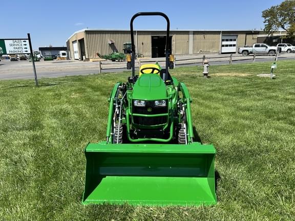 Image of John Deere 1023E equipment image 1