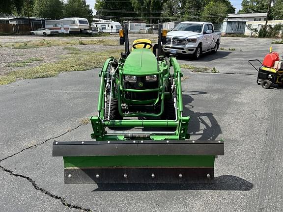 Image of John Deere 1023E equipment image 1