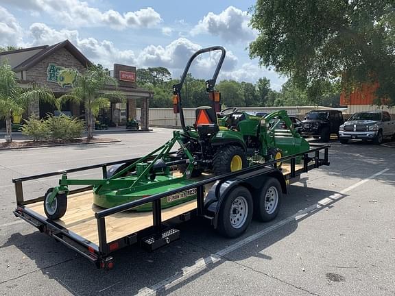 Image of John Deere 1023E equipment image 4