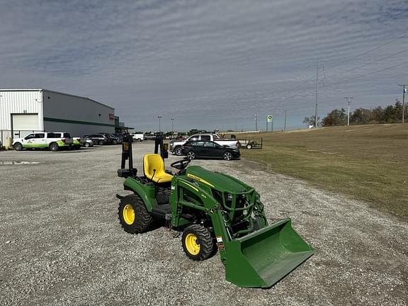 Image of John Deere 1023E Primary image