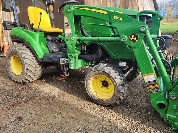 Image of John Deere 1023E Image 0