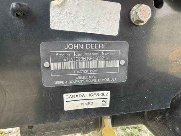 Image of John Deere 1023E equipment image 1