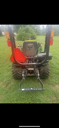 Image of John Deere 1023E equipment image 4