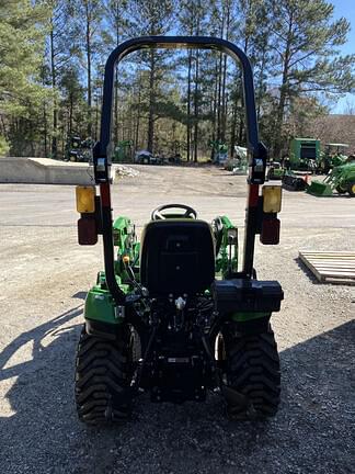 Image of John Deere 1023E equipment image 3