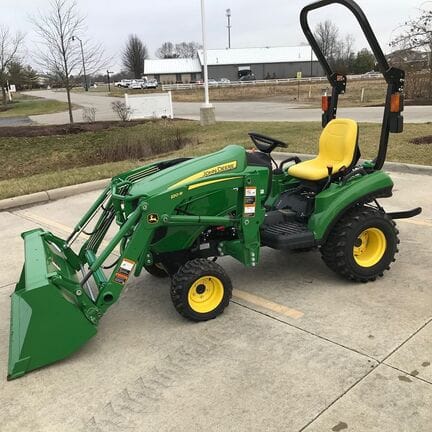 2024 John Deere 1023E Equipment Image0