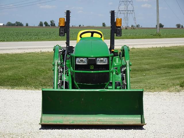 Image of John Deere 1023E equipment image 1