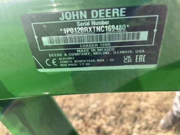 Image of John Deere 1023E equipment image 4
