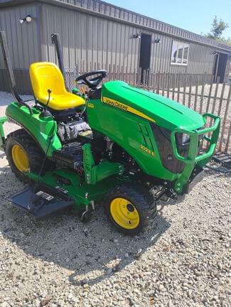 Image of John Deere 1023E equipment image 4