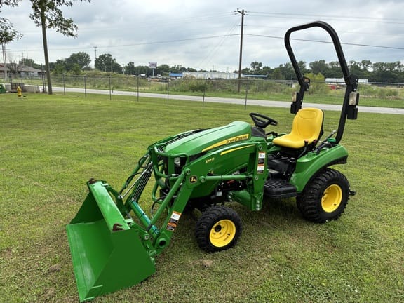 2022 John Deere 1023E Equipment Image0