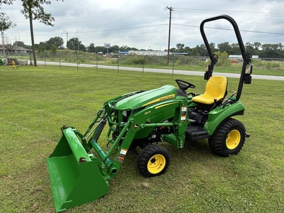 Image of John Deere 1023E Primary image