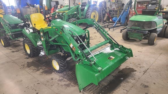 2022 John Deere 1023E Equipment Image0