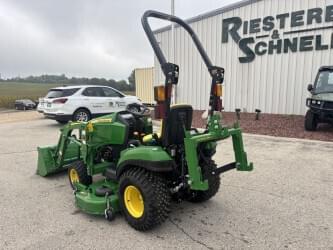 Image of John Deere 1023E equipment image 2
