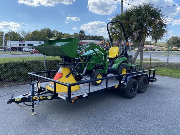 Image of John Deere 1023E equipment image 1