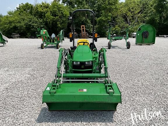 Image of John Deere 1023E equipment image 4