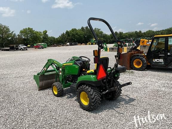 Image of John Deere 1023E equipment image 2