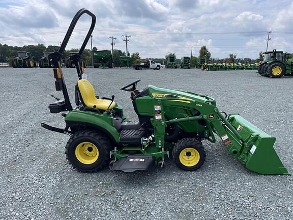 Image of John Deere 1023E equipment image 3