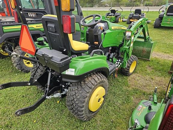 Image of John Deere 1023E equipment image 2