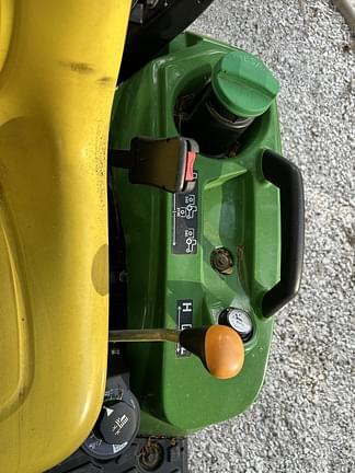 Image of John Deere 1023E equipment image 2