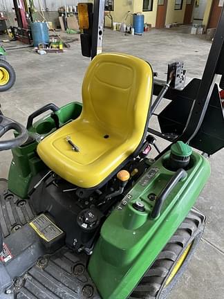 Image of John Deere 1023E equipment image 3