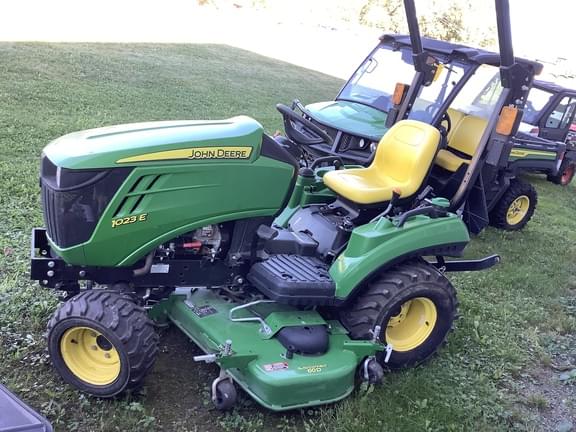 Image of John Deere 1023E equipment image 2