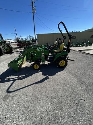 Image of John Deere 1023E equipment image 1