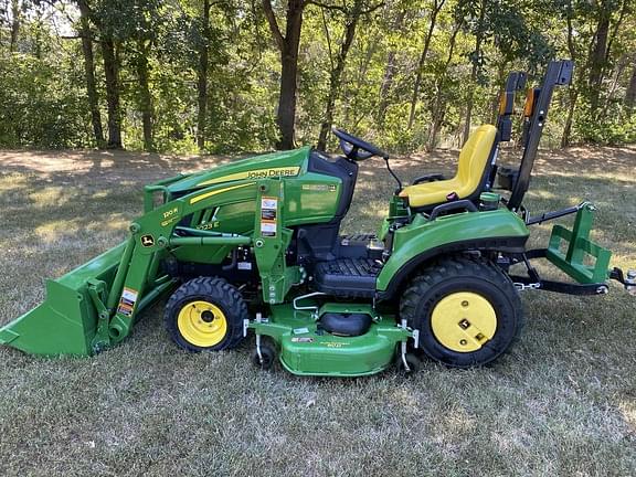 Image of John Deere 1023E Primary image