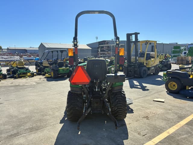 Image of John Deere 1023E equipment image 3