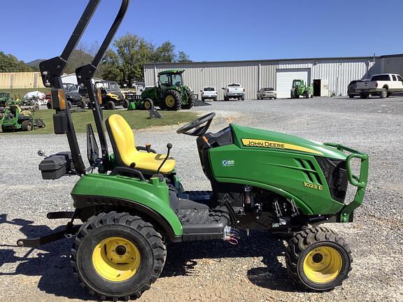 Image of John Deere 1023E equipment image 1