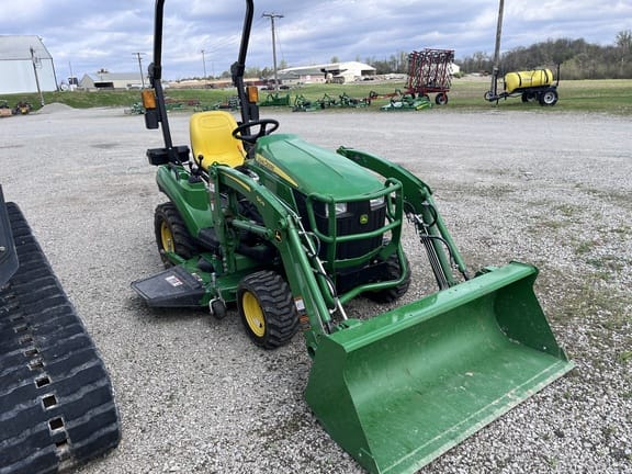 2022 John Deere 1023E Equipment Image0