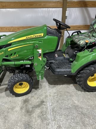 Image of John Deere 1023E equipment image 1