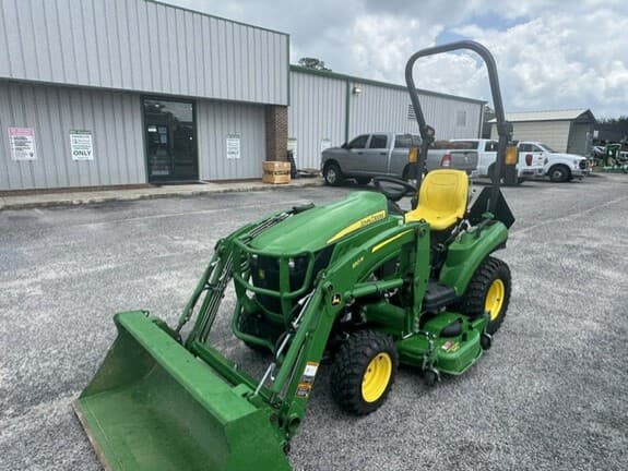 Image of John Deere 1023E equipment image 2