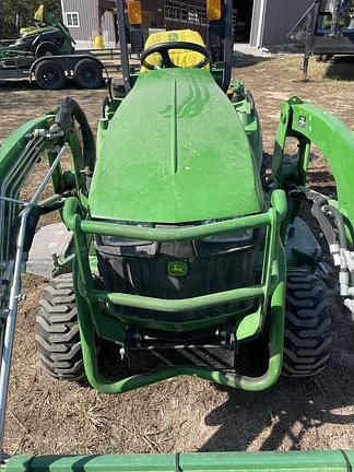 Image of John Deere 1023E equipment image 2