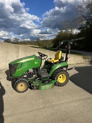 2022 John Deere 1023E Equipment Image0