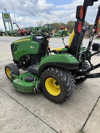 Image of John Deere 1023E equipment image 4