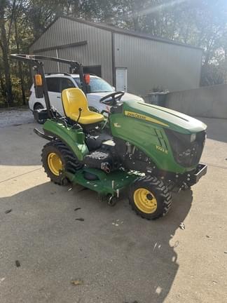 Image of John Deere 1023E equipment image 2