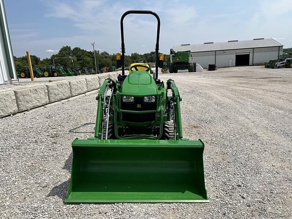 Image of John Deere 1023E equipment image 2