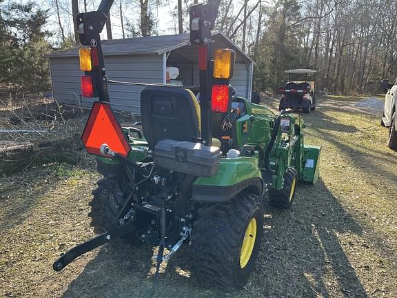 Image of John Deere 1023E equipment image 2