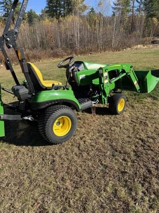 Image of John Deere 1023E equipment image 1