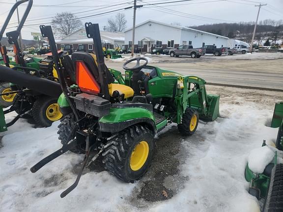 Image of John Deere 1023E equipment image 2