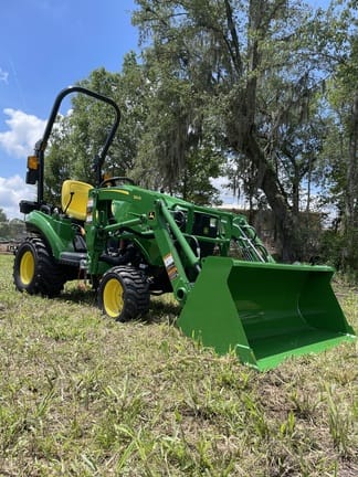 2025 John Deere 1023E Equipment Image0