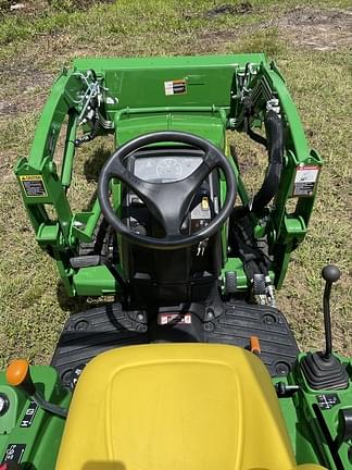 Image of John Deere 1023E equipment image 3