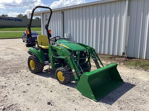 Image of John Deere 1023E equipment image 4