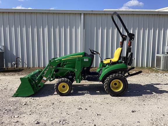 Image of John Deere 1023E Primary image
