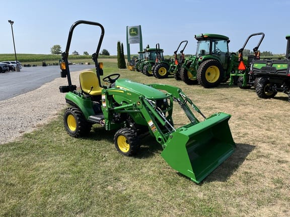2022 John Deere 1023E Equipment Image0