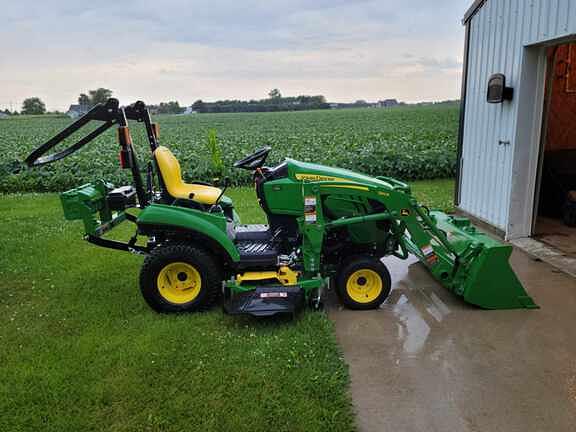 Image of John Deere 1023E equipment image 1