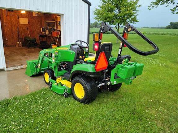 Image of John Deere 1023E equipment image 3