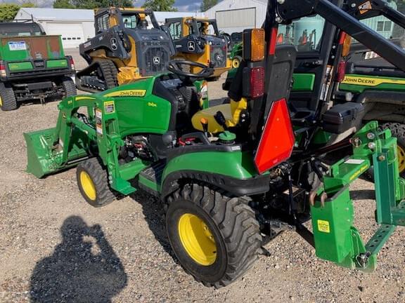 Image of John Deere 1025R equipment image 3